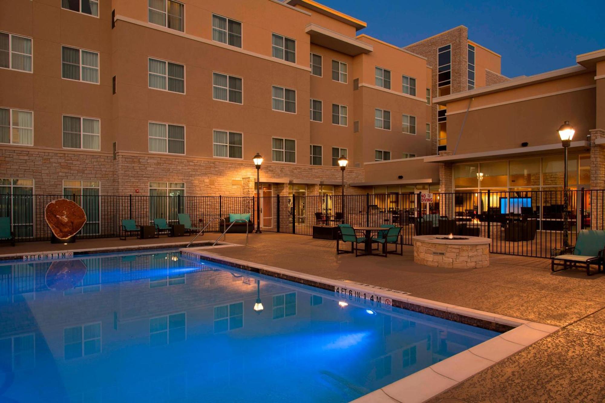 Residence Inn By Marriott Austin - University Area Kültér fotó